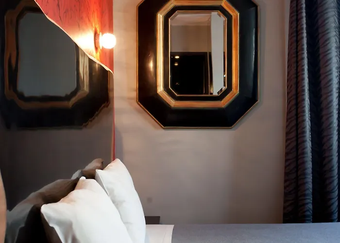 Hotell Cosmopolitain 3*