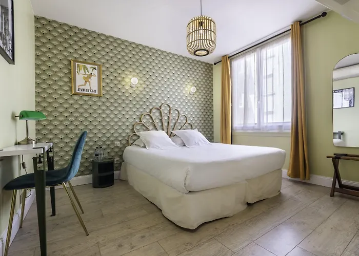 Hotell Cosmopolitain 3*